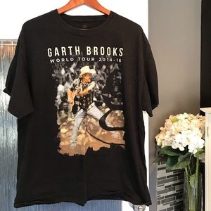 Garth brooks concert T-shirt XL women’s